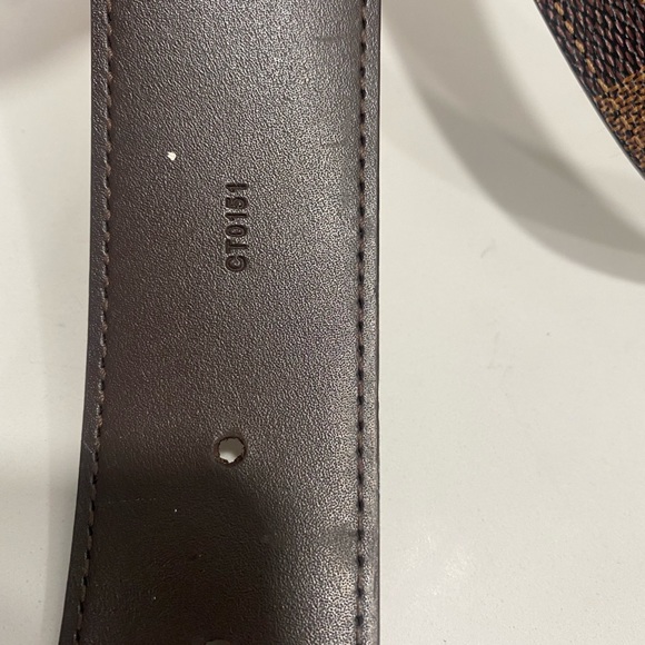 Louis Vuitton belt - Picture 10 of 10
